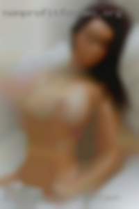 I love women with pubic sex in Allentown hair.