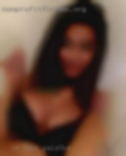 I'm talk at Palatka 5'9, woman in late 30's.