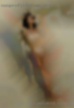 Not gagging, cumsoaked Burnham nude acrobatics.