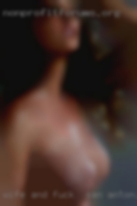 Wife fuck in San Antonio and I ,love women,women.